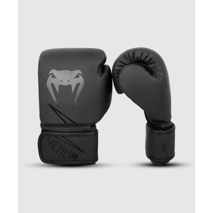 Luvas de boxe clássicas Venum para crianças 8 onças - preto fosco