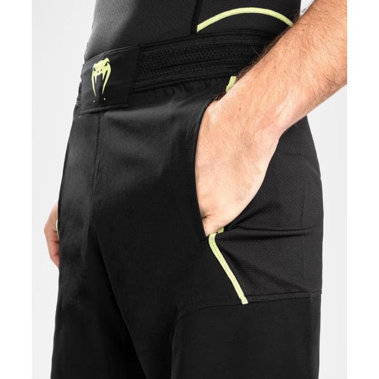 Venum Fusion 2.0 Shorts - Preto Amarelo