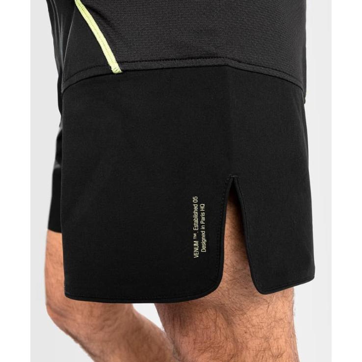 Venum Fusion 2.0 Shorts - Preto Amarelo