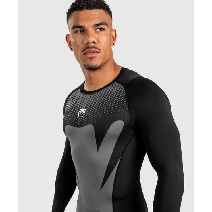 Venum Attack rashguard manga longa - preto cinza